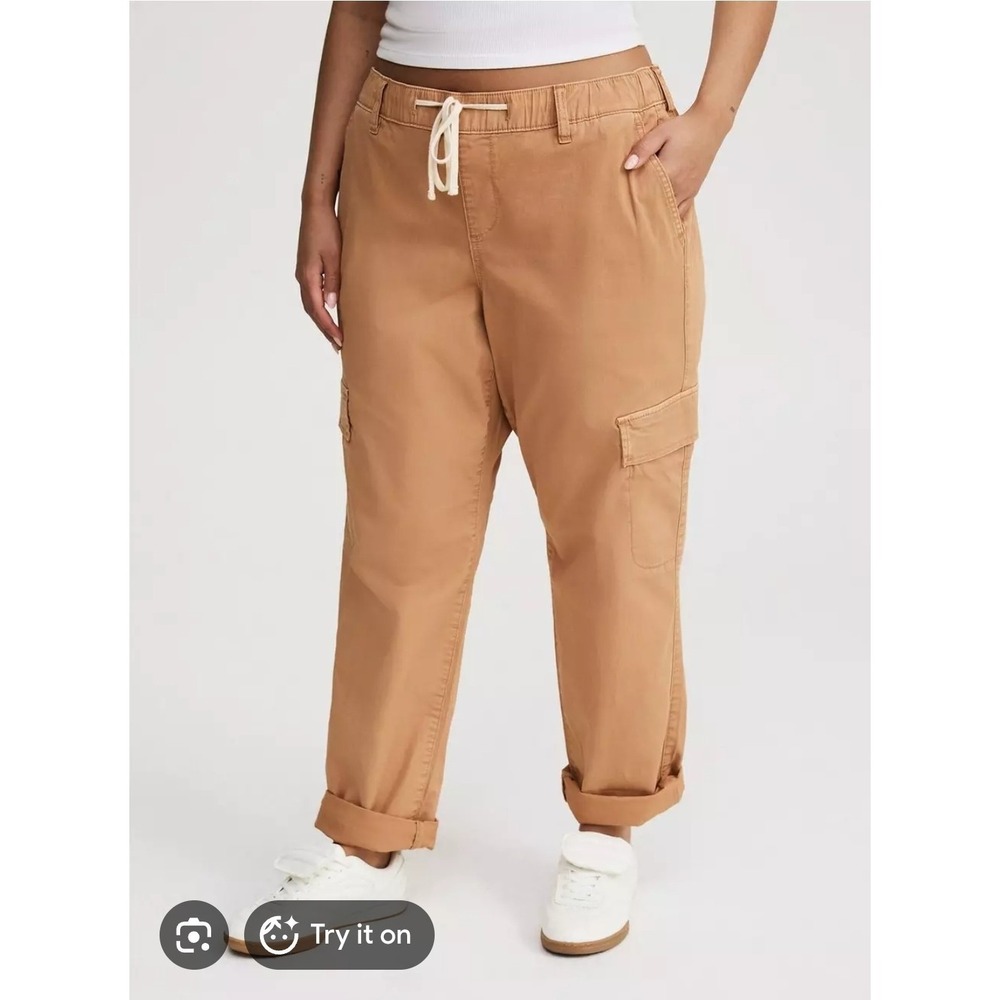 Torrid Pull On Weekend Straight Cargo Pant Plus Size 3 Short Tan Stretch